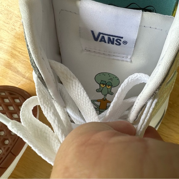 SOLD - Vans Lowland Cc SpongeBob Sneaker Limited Edition Shoe - Picture 7 of 12